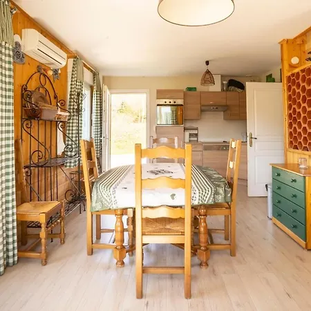 Ah Large 1 A 7 Pers 3 Stars Wifi