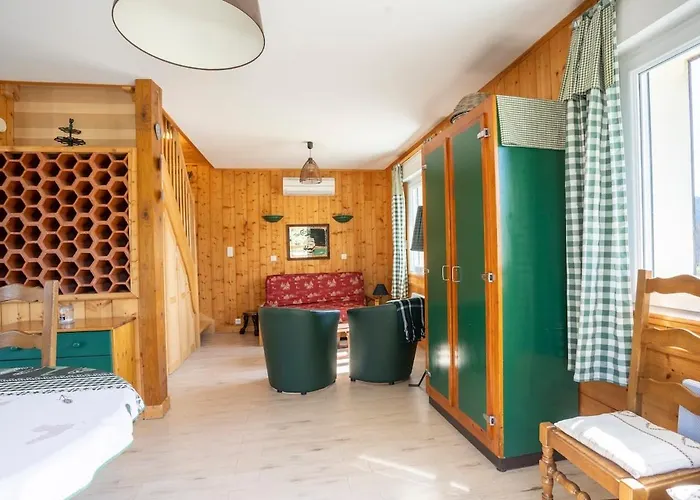 Ah Large 1 A 7 Pers 3 Stars Wifi